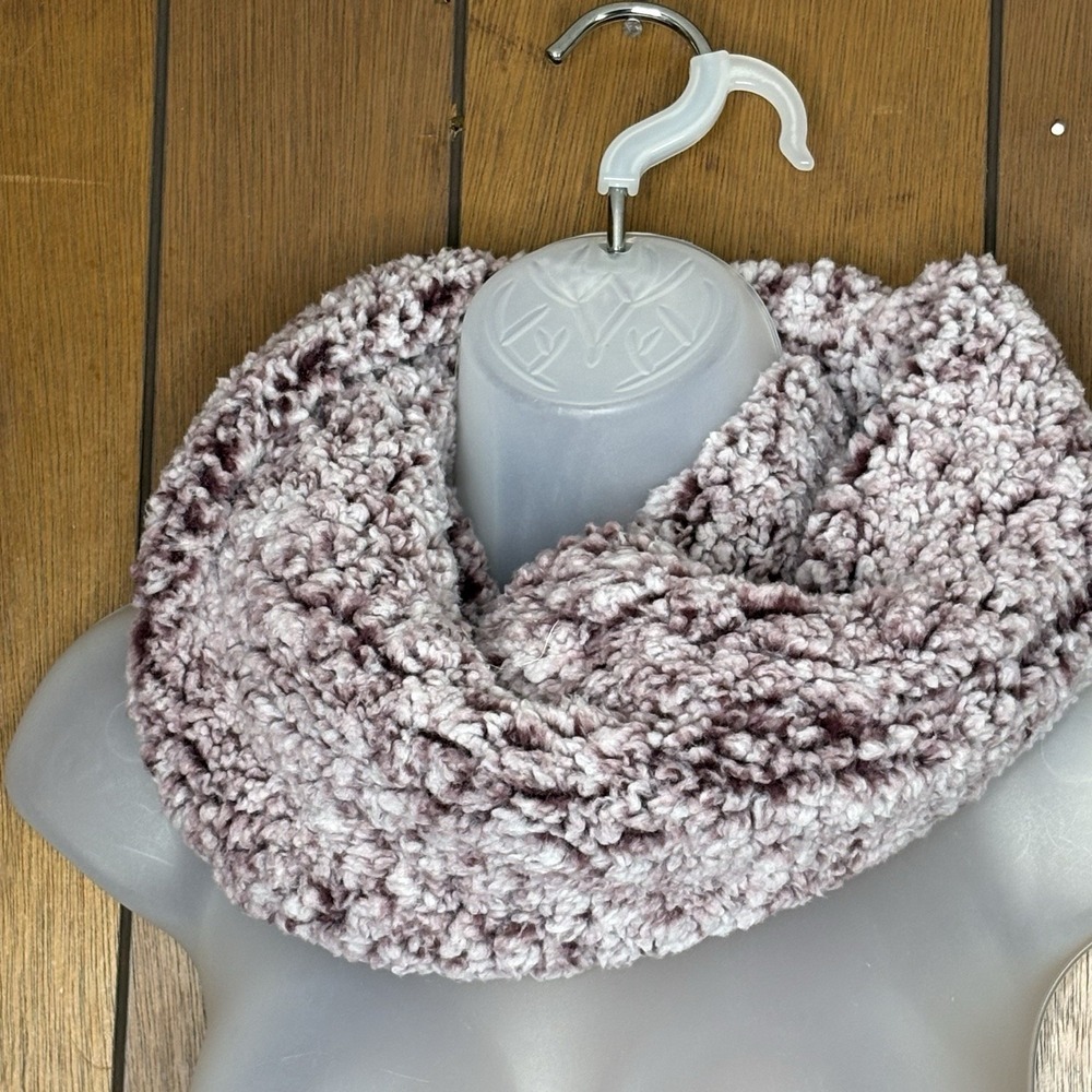 Jack & Missy Sherpa Infinity Scarf Pink Burgundy Cozy Plush NWT Cabincore‎ Lodge